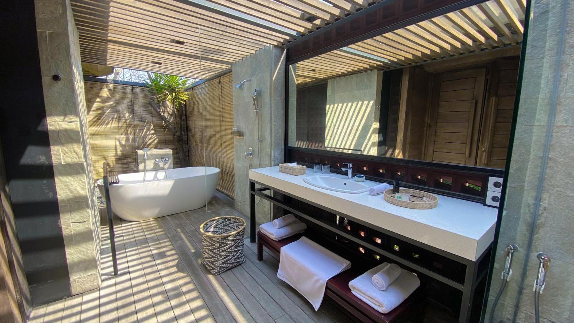 Djoglo Luxury Bungalow Wendit Exterior photo